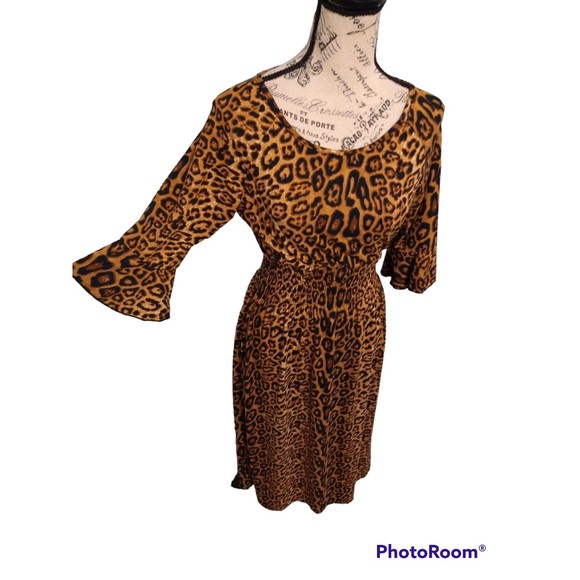 Sign here leopard print flared sleeve Dress Sm Boho Feminine Cottagecore Artsy - Picture 1 of 7
